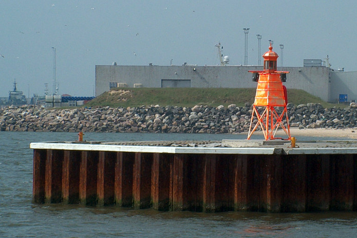 red pier light Esbjerg