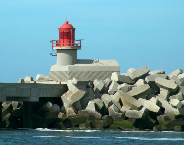 pier light east Calais