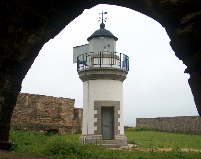 kleiner Leuchtturm Saint Mathieu