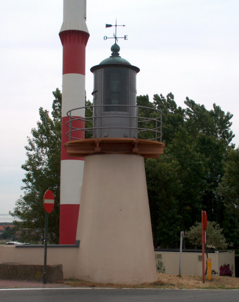 old front light Heist