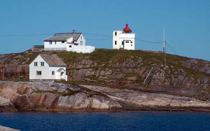 lighthouse Stavenes