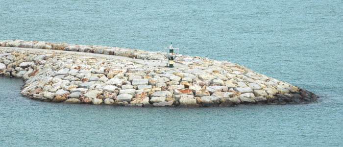 pier light Albufeira