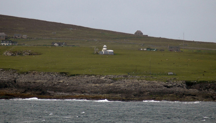 lighthouse Foula